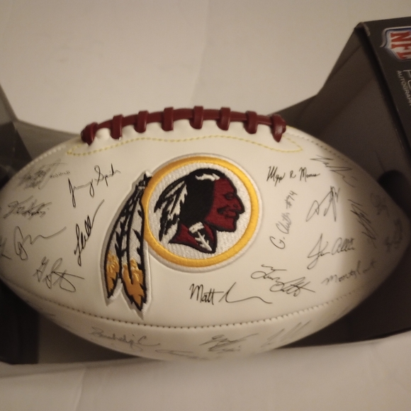 🆕🏈TEAM SIGNED NFL Football 🏈 Washington Redskins - Picture 3 of 8